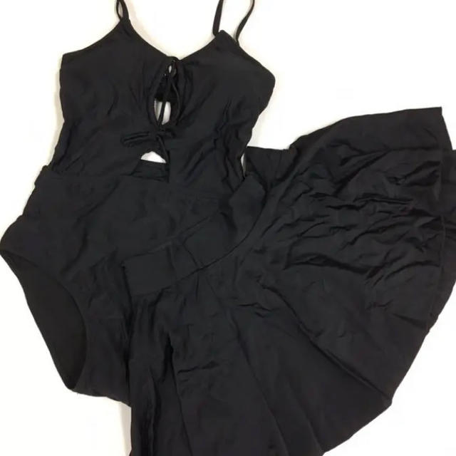ブラック 2点セット ワンピース  レディース 水着　ミニスカ レディースの水着/浴衣(水着)の商品写真
