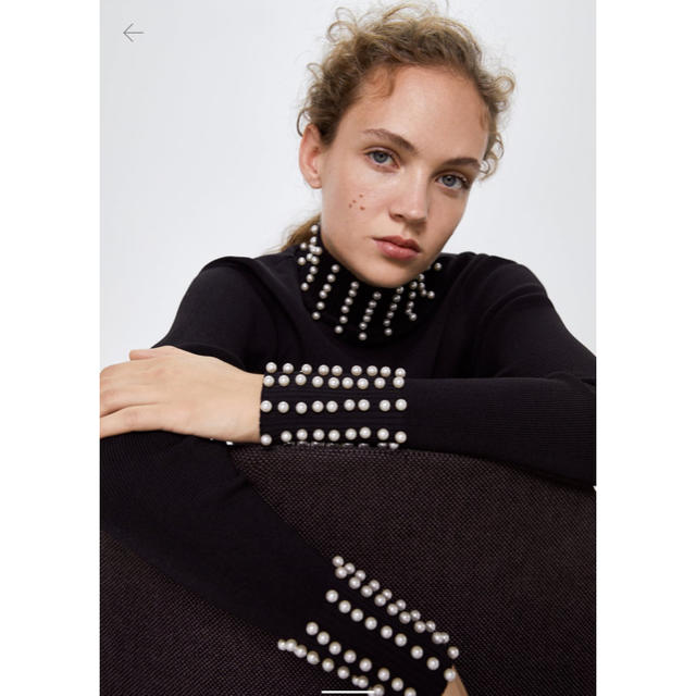ZARA - ZARA フェイクパール付きニットワンピ の通販 by ZARA - ZARA フェイクパール付きニットワンピ の通販 by