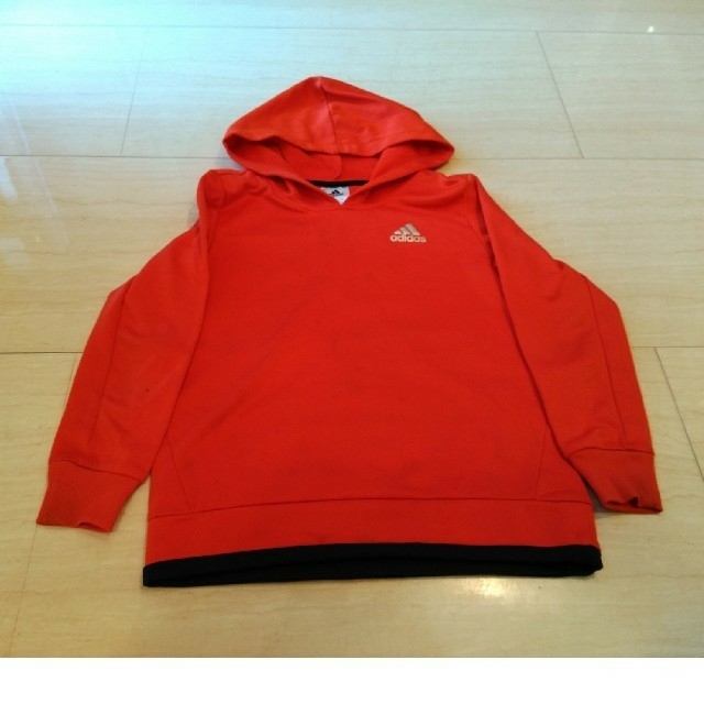 adidas(アディダス)の【まり様専用】adidas アディダス パーカー 130cm キッズ/ベビー/マタニティのキッズ服女の子用(90cm~)(ジャケット/上着)の商品写真