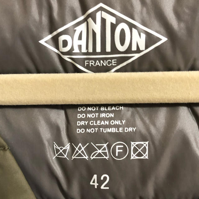 DANTON(ダントン)のDANTONインナーダウンベスト(オリーブ)anzu様専用 メンズのジャケット/アウター(ダウンベスト)の商品写真