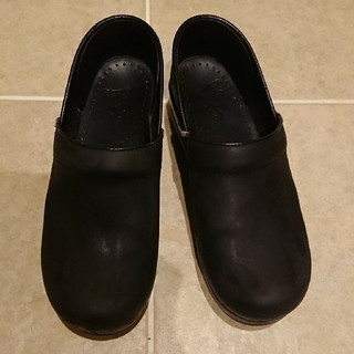 ダンスコ(dansko)のダンスコ プロフェッショナル オイルドレザー ブラック 39(ローファー/革靴)