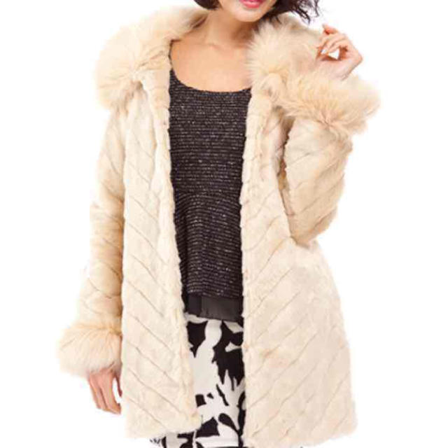 rienda(リエンダ)の大人気♡ファーコート レディースのジャケット/アウター(毛皮/ファーコート)の商品写真