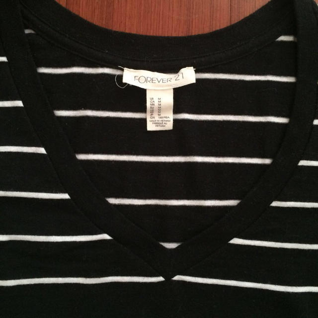FOREVER 21(フォーエバートゥエンティーワン)のFOREVER21 ボーダーTEE レディースのトップス(Tシャツ(半袖/袖なし))の商品写真
