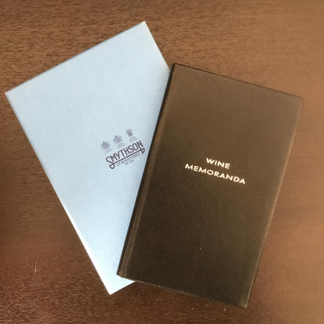 Smythson(スマイソン)のワインノート インテリア/住まい/日用品の文房具(ノート/メモ帳/ふせん)の商品写真