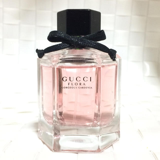 Gucci - グッチ フローラ ゴージャスガーデニア エディション 50ミリ の通販 by ポタージュ's shop