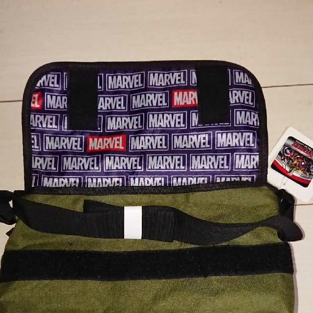 MARVEL バッグ メンズのバッグ(ショルダーバッグ)の商品写真