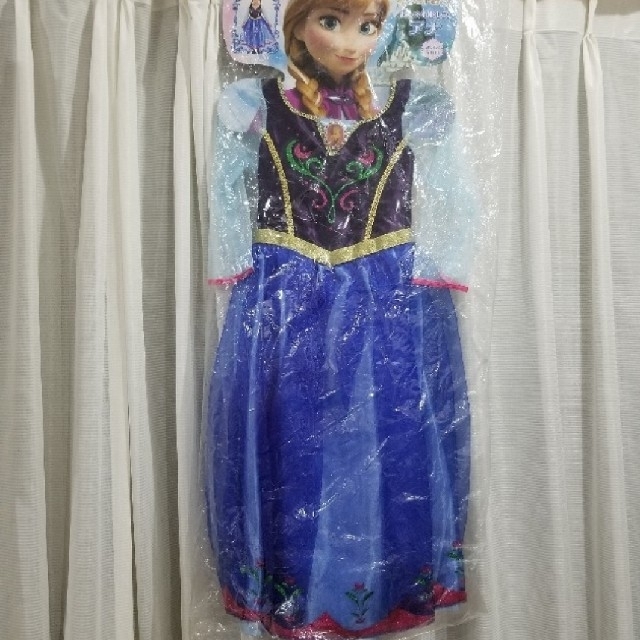 アナと雪の女王(アナトユキノジョオウ)の未開封品 おしゃれドレス アナ エンタメ/ホビーのコスプレ(衣装)の商品写真