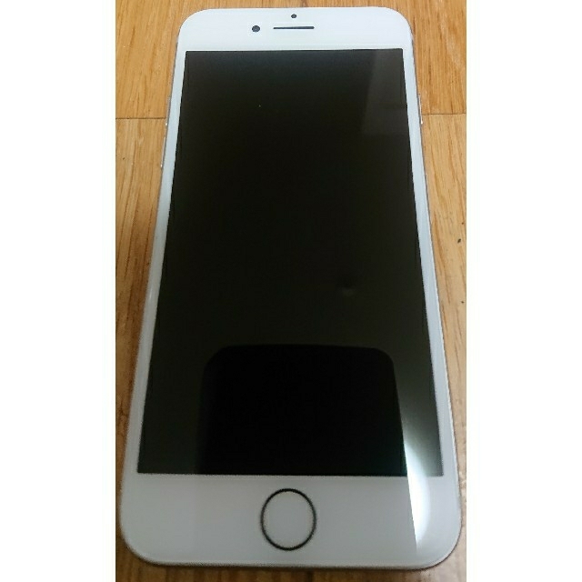 美品Apple au iPhone7 128GBシルバーMNCL2J/A判定◯