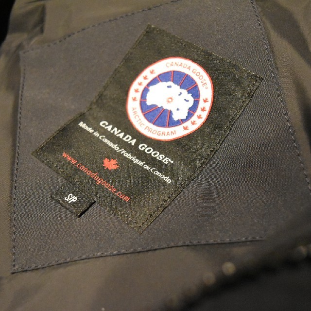 CANADA GOOSE(カナダグース)の CANADA GOOSE カナダグース GARSON VEST ギャルソン メンズのジャケット/アウター(ダウンベスト)の商品写真