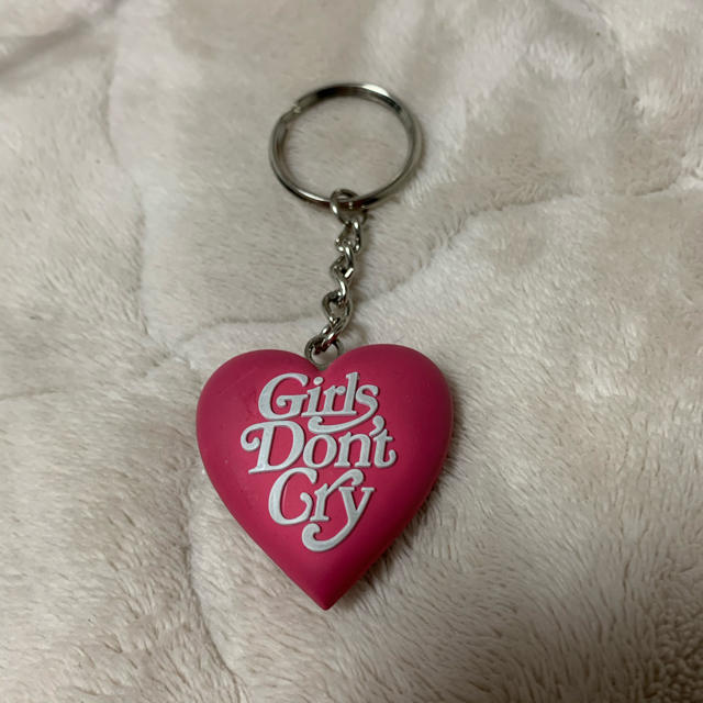 girls don't cry キーホルダー グレー新品 - sc1.daa.jp