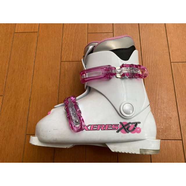 子供用　スキーブーツ　スキー靴　22cm   スポーツ/アウトドアのスキー(ブーツ)の商品写真