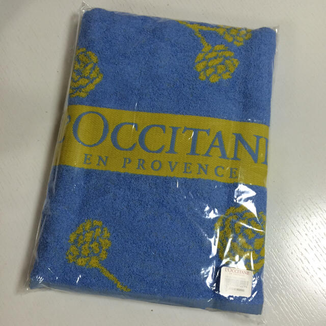 L'OCCITANE(ロクシタン)の新品☆ロクシタン バスタオル インテリア/住まい/日用品の日用品/生活雑貨/旅行(タオル/バス用品)の商品写真