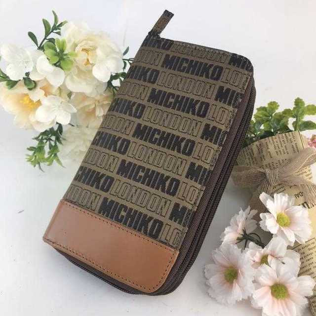 カルティエ ベルト | MICHIKO LONDON - ❤セール❤ MICHIKO LONDON ミチコ 長財布 ラウンドファスナーの通販 by 即購入歓迎shop