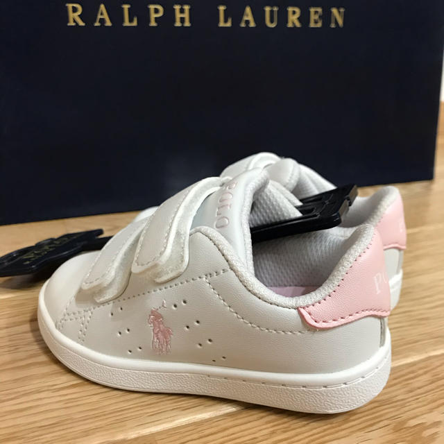 Ralph Lauren(ラルフローレン)のラルフローレン　靴　キッズ キッズ/ベビー/マタニティのベビー靴/シューズ(~14cm)(スニーカー)の商品写真