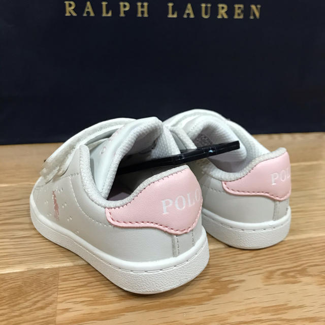 Ralph Lauren(ラルフローレン)のラルフローレン　靴　キッズ キッズ/ベビー/マタニティのベビー靴/シューズ(~14cm)(スニーカー)の商品写真