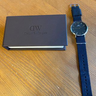 ダニエルウェリントン(Daniel Wellington)の◯ Daniel Wellington◯クラシックブラック/シルバー40㍉◯(腕時計)