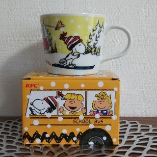 スヌーピー(SNOOPY)のケンタッキー スヌーピー マグ イエロー＆ピンク(キャラクターグッズ)