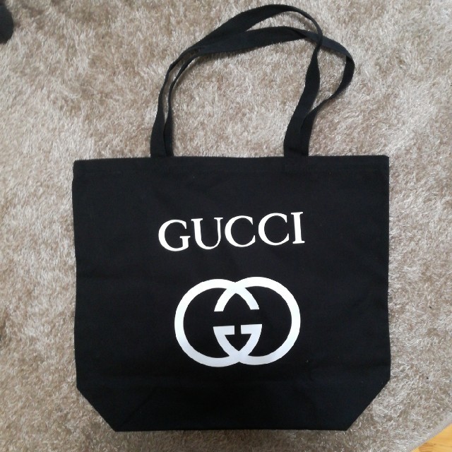 Gucci - 【未使用:年末最終値下げ】GG ノベルティキャンパストートバッグの通販 by M.F's shop