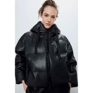 ザラ(ZARA)のZARA フェイクレザー　ジャケット　(ダウンジャケット)