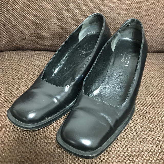 時計 安売り 偽物ヴィトン 、 Gucci - GUCCI グッチ ローファー パンプス ブラック 37C 24cmの通販 by ゆらゆらsurf