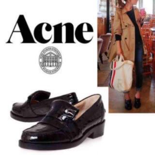 アクネ(ACNE)のACNE STUDIOS クロコローファー　付属あり(ローファー/革靴)