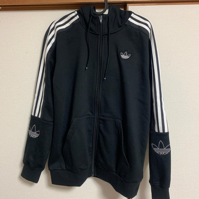 新年セール　adidas アディダス　オリジナルス　パーカー　新品　Lサイズ