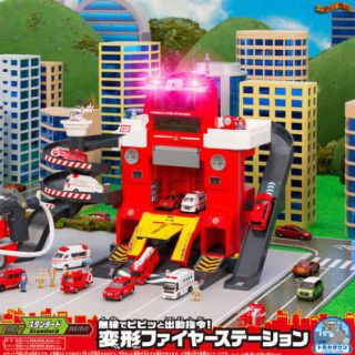 Takara Tomy - 新品 トミカ 無線でピピッと出動指令! 変形ファイヤー