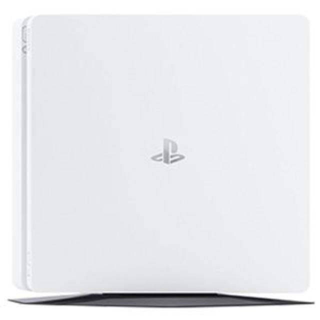 SONY(ソニー)の【PS4本体新品未開】PS4 白黒セット 500GB エンタメ/ホビーのゲームソフト/ゲーム機本体(家庭用ゲーム機本体)の商品写真