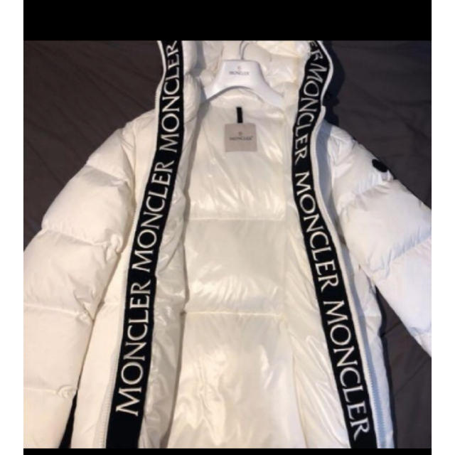 MONCLER - モンクレール ダウン ホワイトの通販 by k's shop｜モンクレールならラクマ