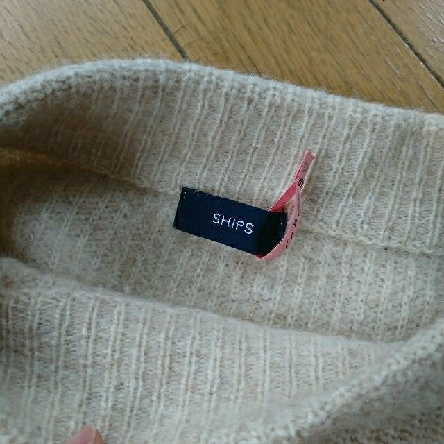 SHIPS(シップス)のSHIPS ビーズ刺繍ニット レディースのトップス(ニット/セーター)の商品写真