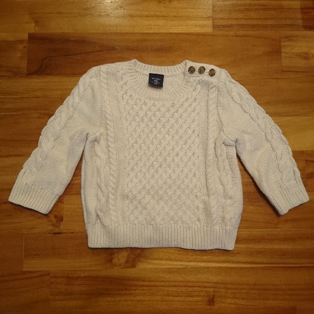 babyGAP(ベビーギャップ)のGAP ニット 白 70cm キッズ/ベビー/マタニティのベビー服(~85cm)(ニット/セーター)の商品写真