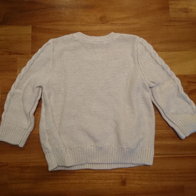 babyGAP(ベビーギャップ)のGAP ニット 白 70cm キッズ/ベビー/マタニティのベビー服(~85cm)(ニット/セーター)の商品写真