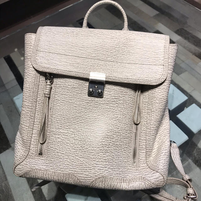 3.1 Phillip Lim(スリーワンフィリップリム)の美品　フィリップリム　リュック レディースのバッグ(リュック/バックパック)の商品写真