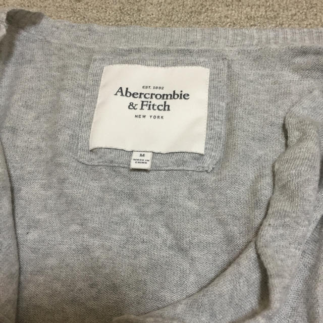 Abercrombie&Fitch(アバクロンビーアンドフィッチ)の美品♡アバクロ カーディガンM レディースのトップス(カーディガン)の商品写真