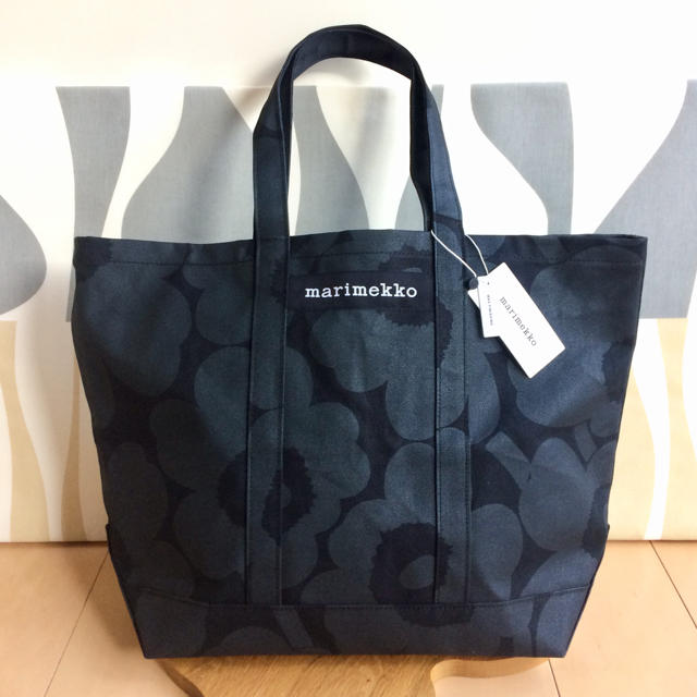 ブラック素材新品 marimekko PERUSKASSI WX ウニッコ トートバッグ