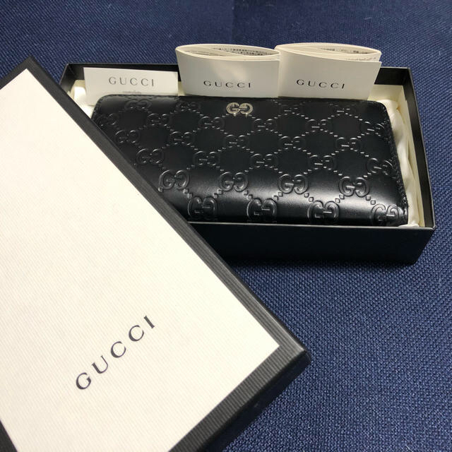 Gucci - GUCCI SIGNATURE LEATHER WALLETの通販 by わか's shop