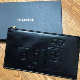 シャネル(CHANEL)のCHANEL ノベルティ　ポーチ　レッド様専用(ノベルティグッズ)