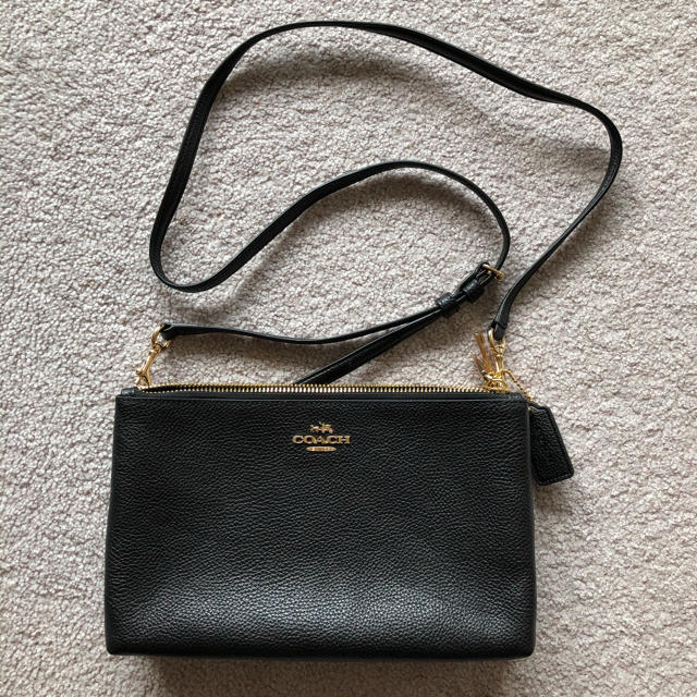 新品 COACH コーチ ショルダーバッグ 黒