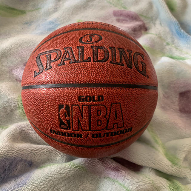 SPALDING(スポルディング)のミッフィー様専用　スポルディング　バスケットボール　7号 スポーツ/アウトドアのスポーツ/アウトドア その他(バスケットボール)の商品写真