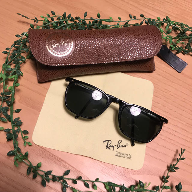 Ray-Ban(レイバン)の★希少品！レイバンサングラス アムウェイワールドプラザ★ レディースのファッション小物(サングラス/メガネ)の商品写真