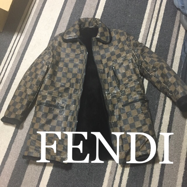 FENDI(フェンディ)のフェンディ レディース 服 コート ペカン リバーシブル ジャケット レディースのジャケット/アウター(その他)の商品写真