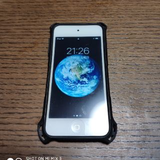 アイポッドタッチ(iPod touch)のms様専用　ipod touch 第６世代 32G ゴールド　やや難(ポータブルプレーヤー)