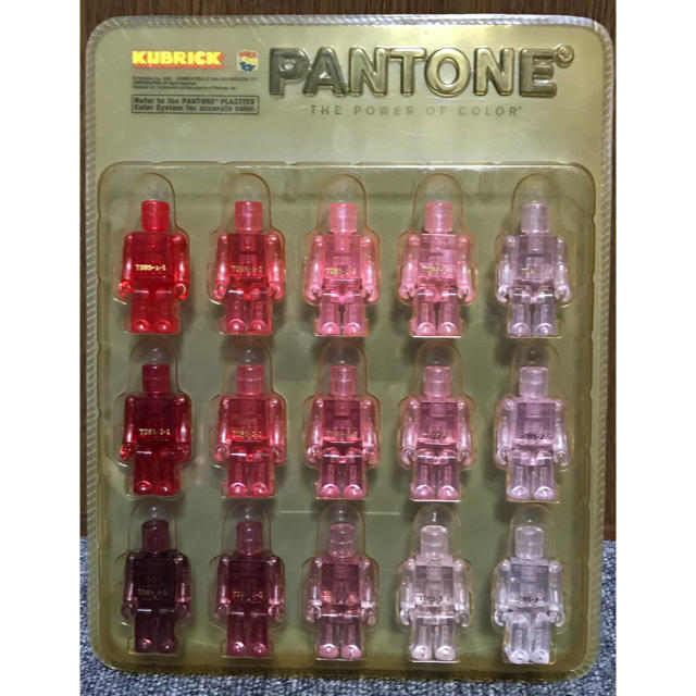 PANTONE KUBRICK 15体セット