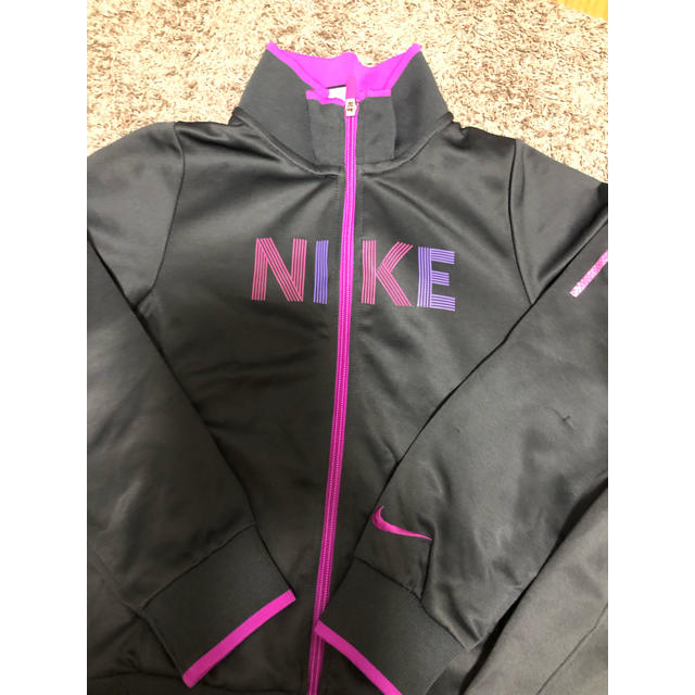 NIKE(ナイキ)のナイキ キッズ 150 超 美品 セットアップ キッズ/ベビー/マタニティのキッズ服女の子用(90cm~)(その他)の商品写真