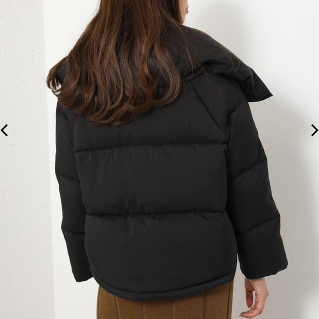 rienda❤︎Volume Back Tail Short Down Coat