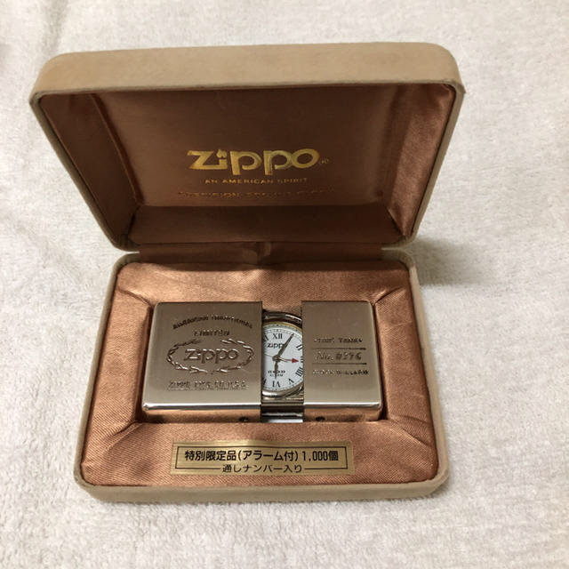 ZIPPO(ジッポー)の超レア Zippo型　時計　通しナンバー付き インテリア/住まい/日用品のインテリア小物(置時計)の商品写真