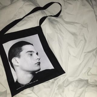 RAF SIMONS(トートバッグ)のフリマアイテム一覧 RAF SIMONS(トートバッグ)のフリマアイテム一覧
