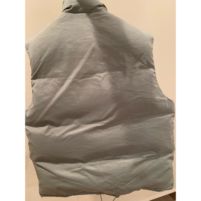 COMOLI(コモリ)のオーラリー ダウンベスト(サイズ3) メンズのジャケット/アウター(ダウンベスト)の商品写真