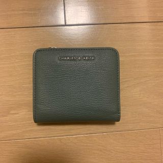 チャールズアンドキース(Charles and Keith) 折りたたみ 財布