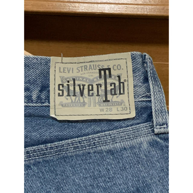 Levi's(リーバイス)の美品 Levi’s シルバータブ カーペンターデニムジーンズ   メンズのパンツ(デニム/ジーンズ)の商品写真